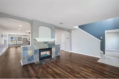 905 Elizabeth Drive, Lewisville, TX 75067 - Photo 5