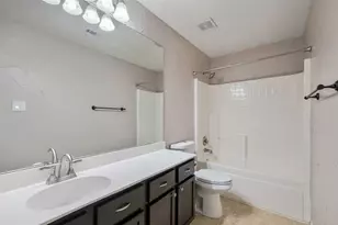 905 Elizabeth Dr, Lewisville, TX 75067 - Photo 31