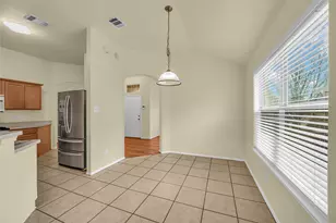 705 Loftin St, Crowley, TX 76036 - Photo 13