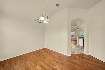 705 Loftin Street, Crowley, TX 76036 - Photo 5