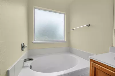 705 Loftin Street, Crowley, TX 76036 - Photo 21