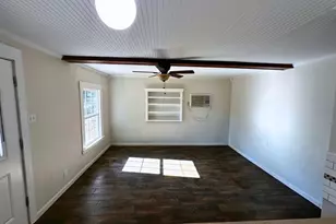 310 Cedar Point Cir, Gordonville, TX 76245 - Photo 3