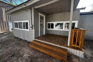 310 Cedar Point Cir, Gordonville, TX 76245 - Photo 9