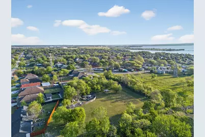 1917 Avenue E, Grand Prairie, TX 75051 - Photo 7