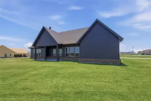2305 Gypsum St, Krum, TX 76249 - Photo 25