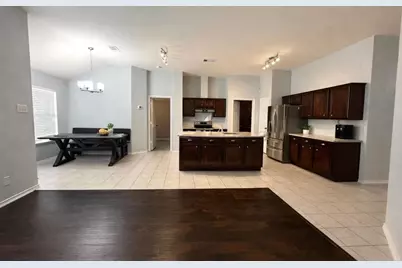 208 Creek Point Lane, Arlington, TX 76002 - Photo 3