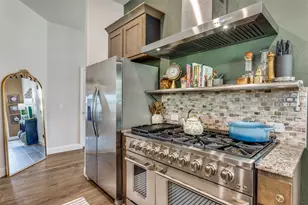 8228 Manx Pt, Godley, TX 76044 - Photo 9