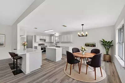 10804 Edgewater Drive, Benbrook, TX 76126 - Photo 5