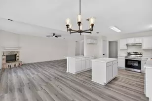 10804 Edgewater Dr, Benbrook, TX 76126 - Photo 19