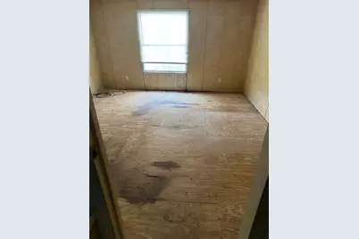 6827 Spring Branch Drive, Krum, TX 76249 - Photo 9