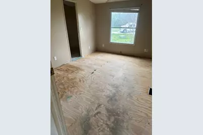 6827 Spring Branch Drive, Krum, TX 76249 - Photo 7