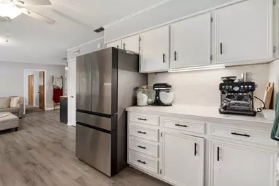 529 E Kempner, Mabank, TX 75147 - Photo 5