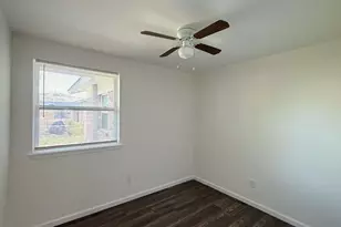 4247 Clark College Dr, Dallas, TX 75241 - Photo 15