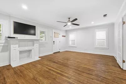 1809 Thomas Place, Fort Worth, TX 76107 - Photo 9