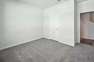 7049 Split Rail Dr, Garland, TX 75043 - Photo 15