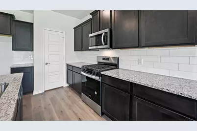 7049 Split Rail Drive, Garland, TX 75043 - Photo 5