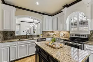 5540 La Bandera Tr, Benbrook, TX 76126 - Photo 9