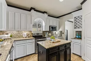 5540 La Bandera Tr, Benbrook, TX 76126 - Photo 11