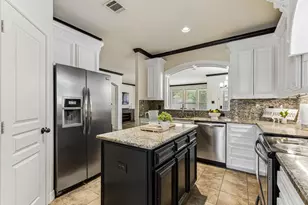 5540 La Bandera Tr, Benbrook, TX 76126 - Photo 7