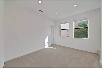 2420 Hugo Street #3, Dallas, TX 75204 - Photo 31