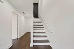 2420 Hugo St, Dallas, TX 75204 - Photo 9