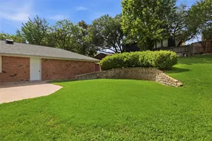 6409 Country Day Trail, Benbrook, TX 76132 - Photo 27
