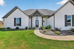 1005 Ronnie Ct, Springtown, TX 76082 - Photo 3