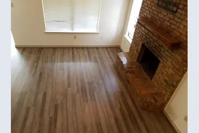 1432 Palmnold Circle W, Fort Worth, TX 76120 - Photo 5