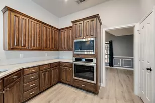 1015 Harwood Ct, Euless, TX 76039 - Photo 15