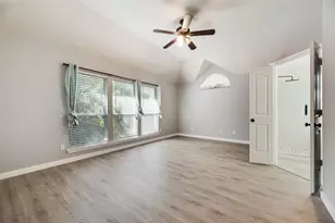 1015 Harwood Ct, Euless, TX 76039 - Photo 23