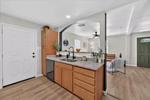 1830 San Antonio St, Grand Prairie, TX 75051 - Photo 9