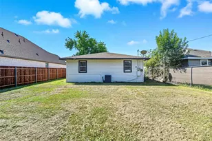 1830 San Antonio St, Grand Prairie, TX 75051 - Photo 27