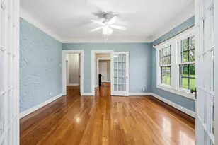 1004 E Franklin St, Hillsboro, TX 76645 - Photo 9