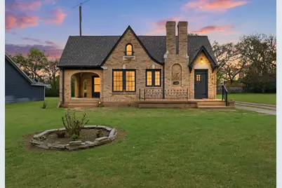 1004 E Franklin Street, Hillsboro, TX 76645 - Photo 1