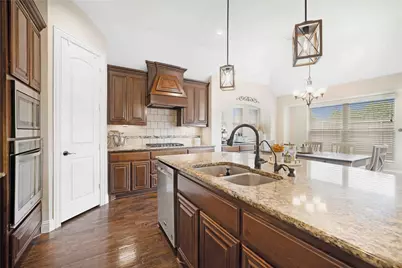 2409 Kemerton, Plano, TX 75025 - Photo 7