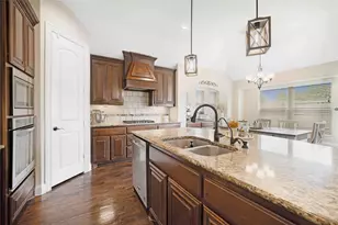 2409 Kemerton, Plano, TX 75025 - Photo 7