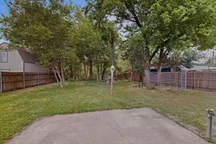 9229 Bentham Ct, Dallas, TX 75227 - Photo 29