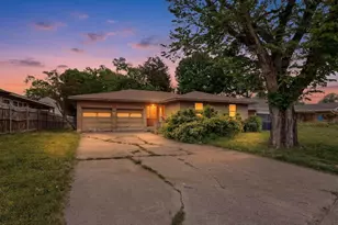 9229 Bentham Ct, Dallas, TX 75227 - Photo 1