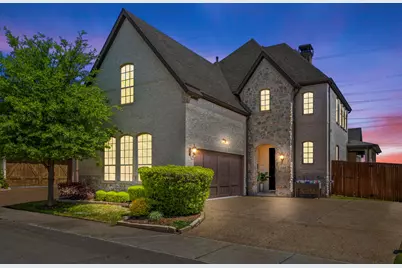 725 Royal Minister Boulevard, Lewisville, TX 75056 - Photo 31