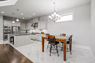725 Royal Minister Blvd, Lewisville, TX 75056 - Photo 11