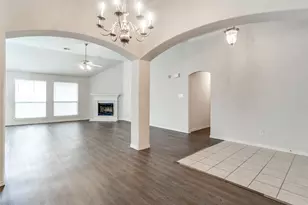 2705 Emerald Ln, McKinney, TX 75071 - Photo 9