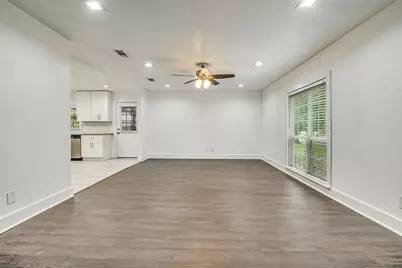 310 Thistle Drive, Garland, TX 75043 - Photo 3