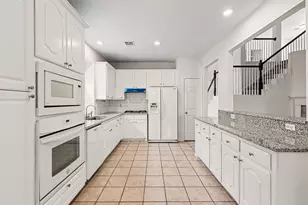 3641 Blue Spruce Dr, Fort Worth, TX 76040 - Photo 7