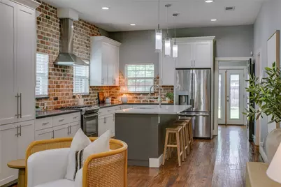 322 S Brighton Avenue, Dallas, TX 75208 - Photo 1