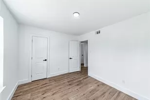 1704 Novel Cir, Garland, TX 75040 - Photo 21