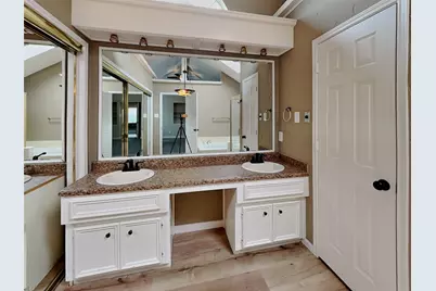 1313 Red Maple Drive, Carrollton, TX 75007 - Photo 9