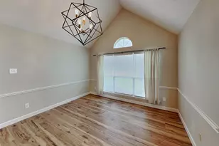 1313 Red Maple Dr, Carrollton, TX 75007 - Photo 7