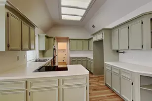 1313 Red Maple Dr, Carrollton, TX 75007 - Photo 5