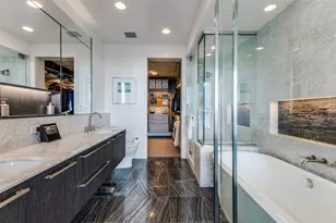 3130 N Harwood St, Dallas, TX 75201 - Photo 21