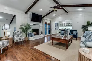 3824 Waldorf Cir, Dallas, TX 75229 - Photo 3